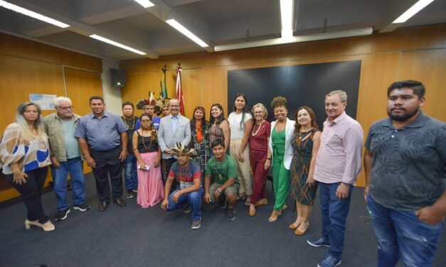 Governador de SC se reúne com caciques para receber demandas dos povos indígenas