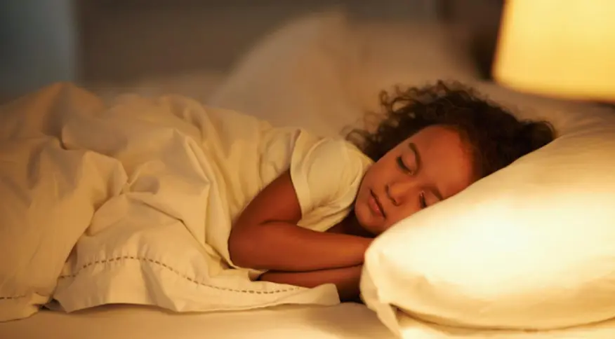 Como apenas 39 minutos de sono podem melhorar ou prejudicar a saúde, a felicidade e o dia escolar de seu filho