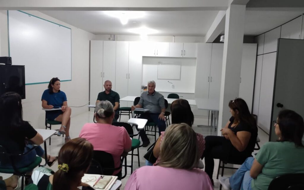 Prefeito Fabiano Baldessar organiza reunião de emergência para adotar medidas de segurança nas escolas da Rede Municipal