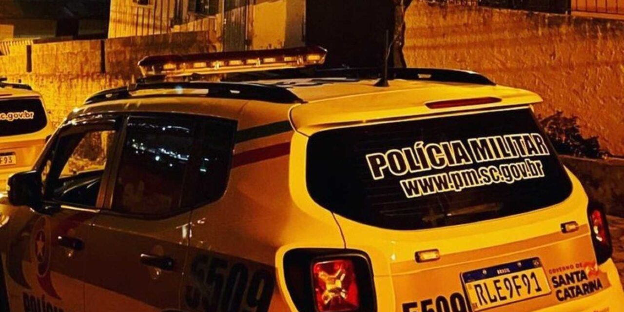 Em Otacílio Costa, a Polícia Militar efetuou a prisão de três pessoas por tráfico na madrugada desta quinta-feira