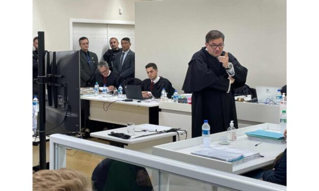 ‘Pena máxima’, diz acusação em júri emocionado de réu de chacina em SC