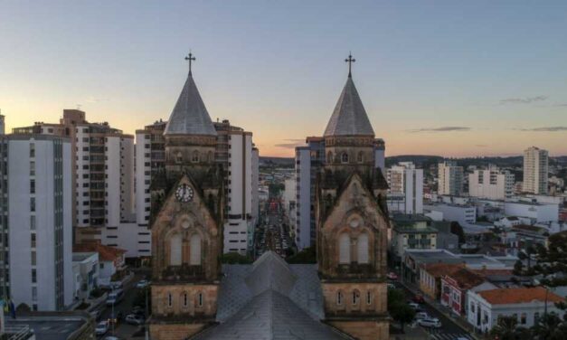 Após pressão, prefeitura de Lages cancela Projeto de Lei polêmico para a Educação