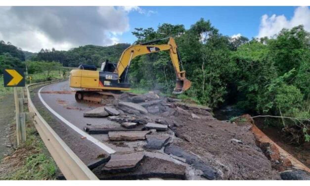 SC começa recuperação de rodovias danificadas pela chuva; veja pontos com bloqueios