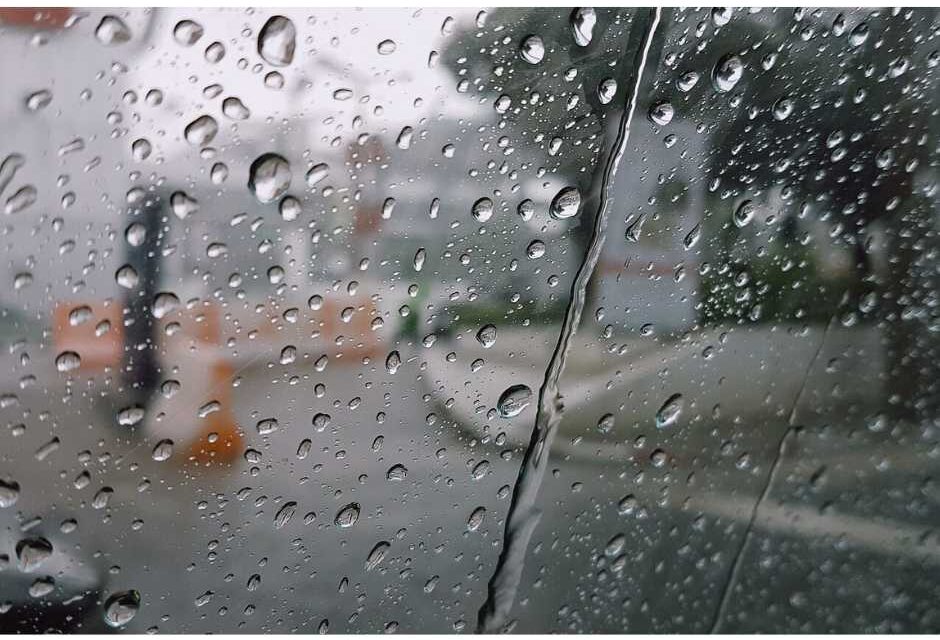 SC tem alerta de chuva forte e persistente, com risco muito alto para alagamentos