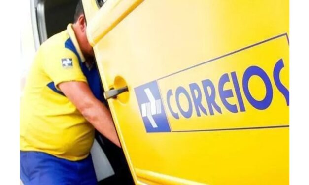 Funcionários dos Correios ameaçam greve na semana da Black Friday