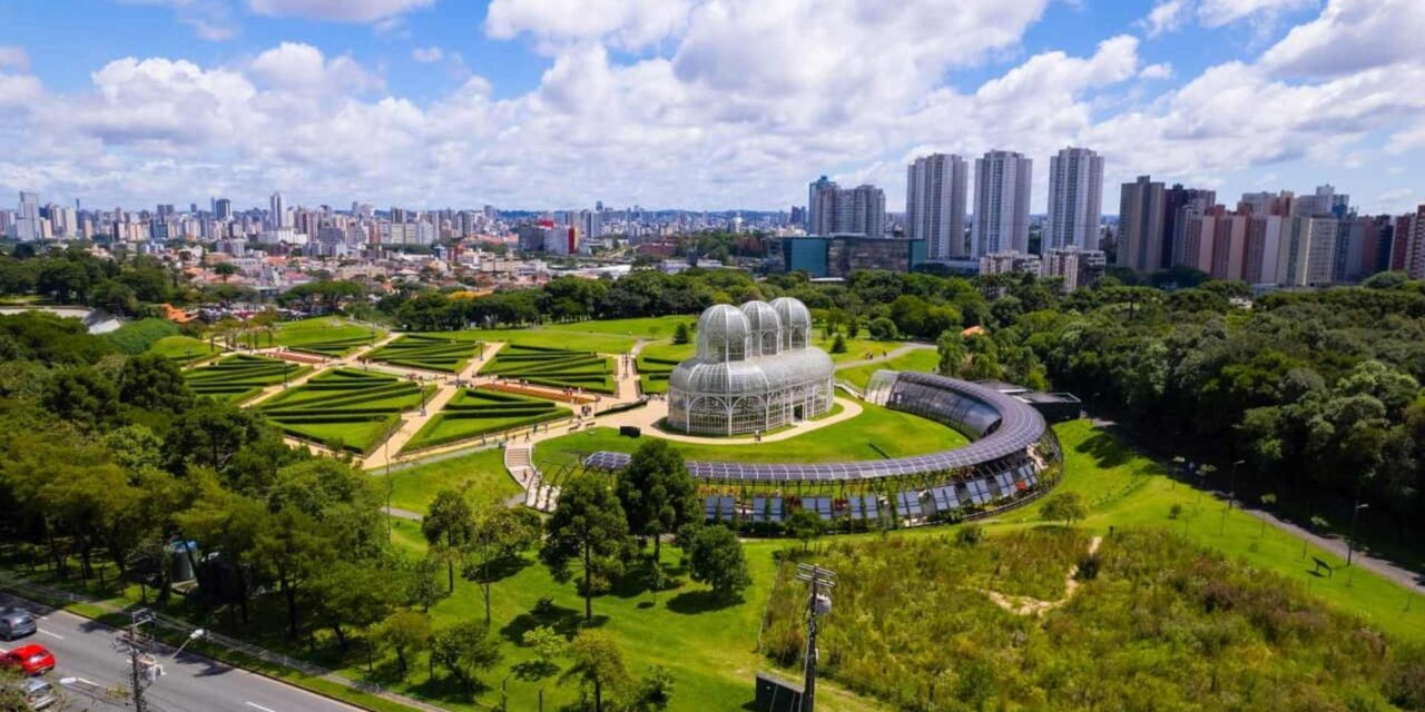 Curitiba é eleita a cidade mais inteligente do mundo