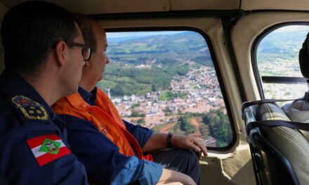 Jorginho Mello veta R$ 58 Milhões para ações de combate a enchentes no Vale do Itajaí