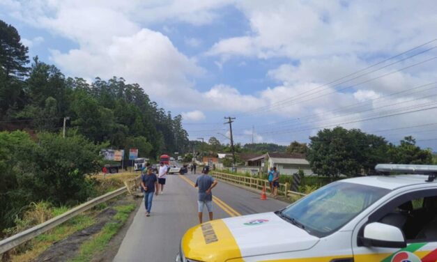 Com risco de queda, ponte na SC-350 entre Aurora e Ituporanga é interditada