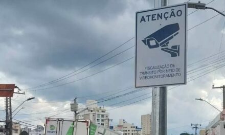 Câmeras no trânsito de Lages voltam a funcionar: motoristas devem redobrar a atenção