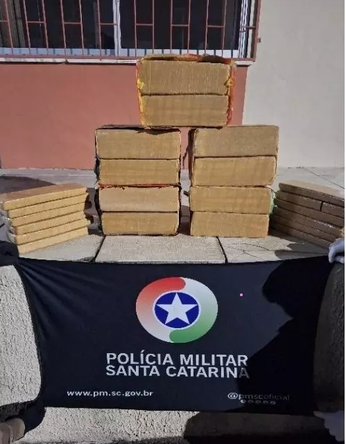 PM intercepta carregamento de 50 Kg de maconha que seria comercializada em Lages